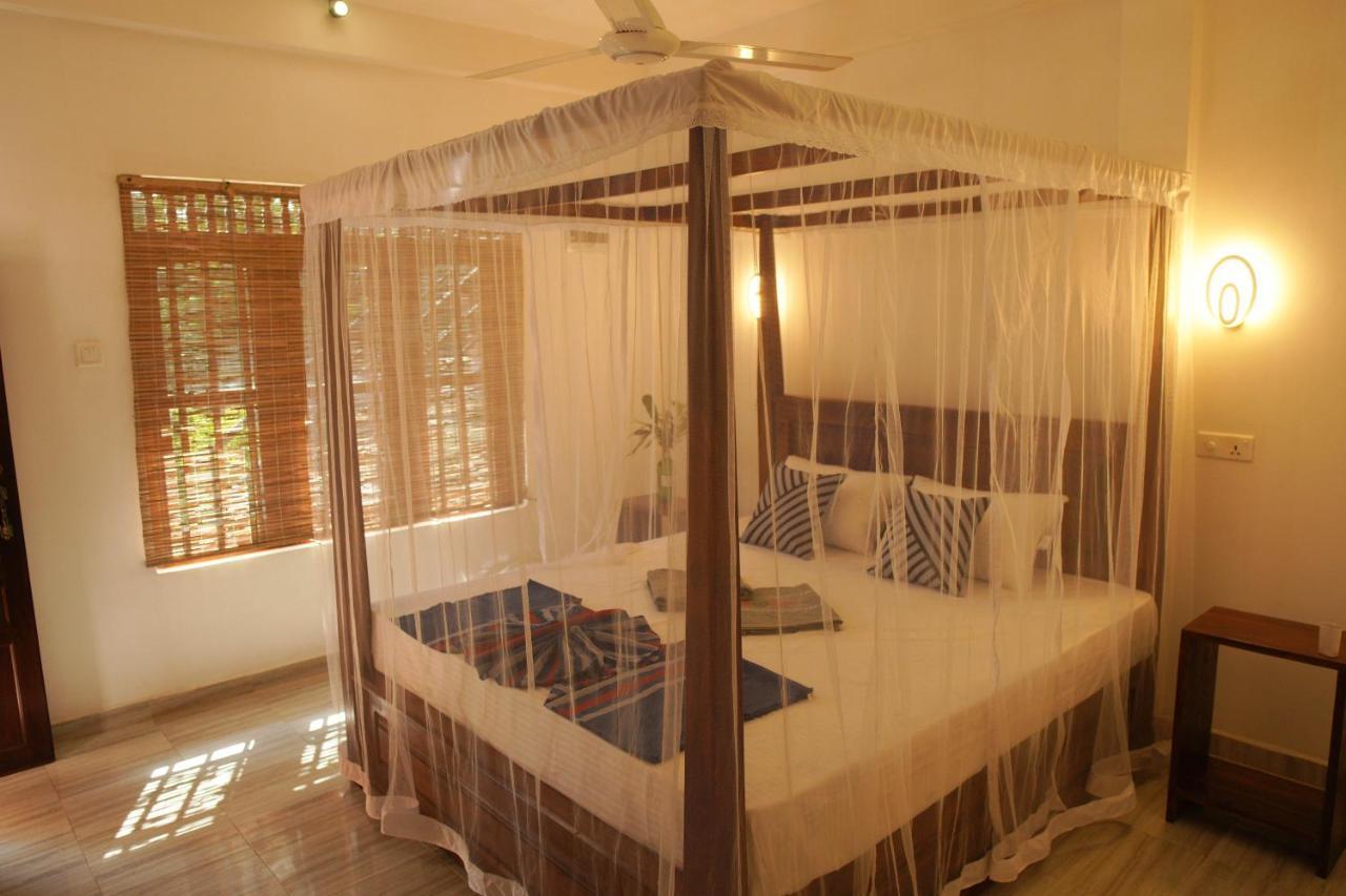 Surf Nest Hiriketiya Hotel Диквела Екстериор снимка