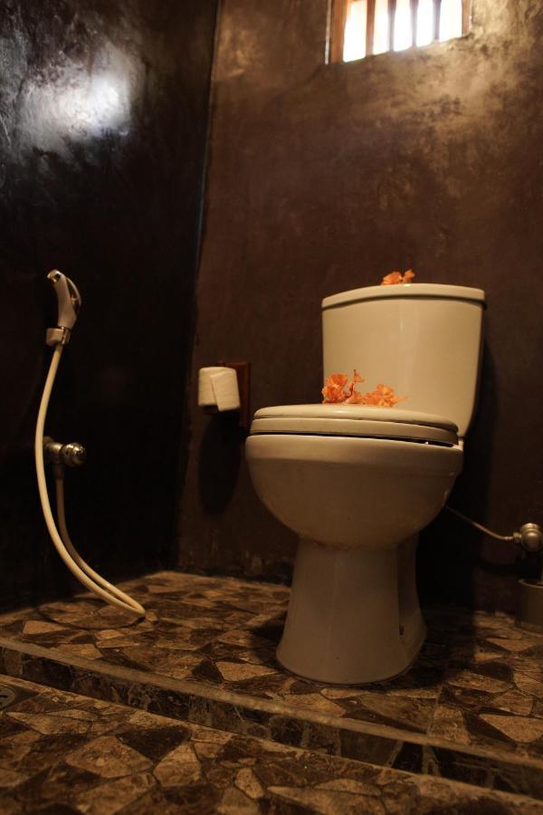 Surf Nest Hiriketiya Hotel Диквела Екстериор снимка