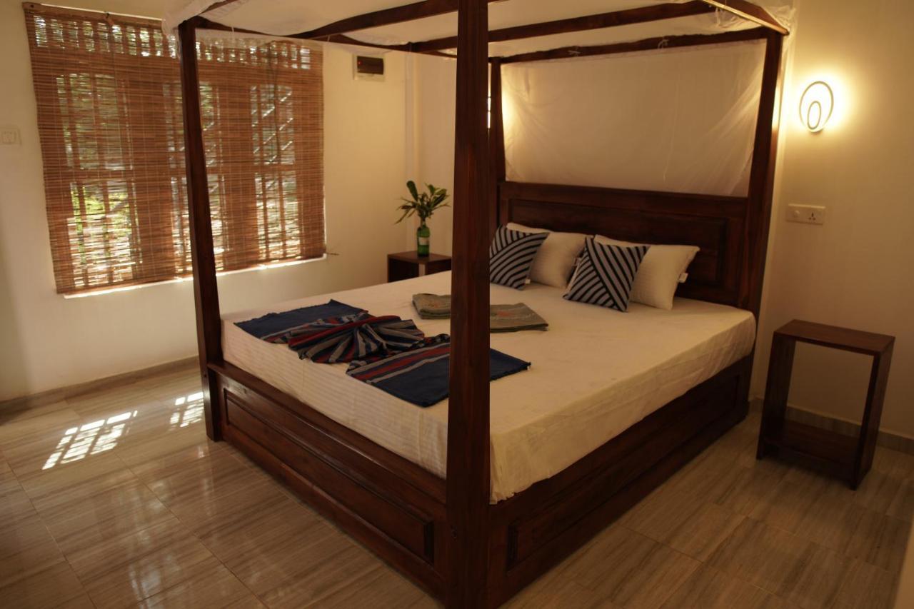Surf Nest Hiriketiya Hotel Диквела Екстериор снимка