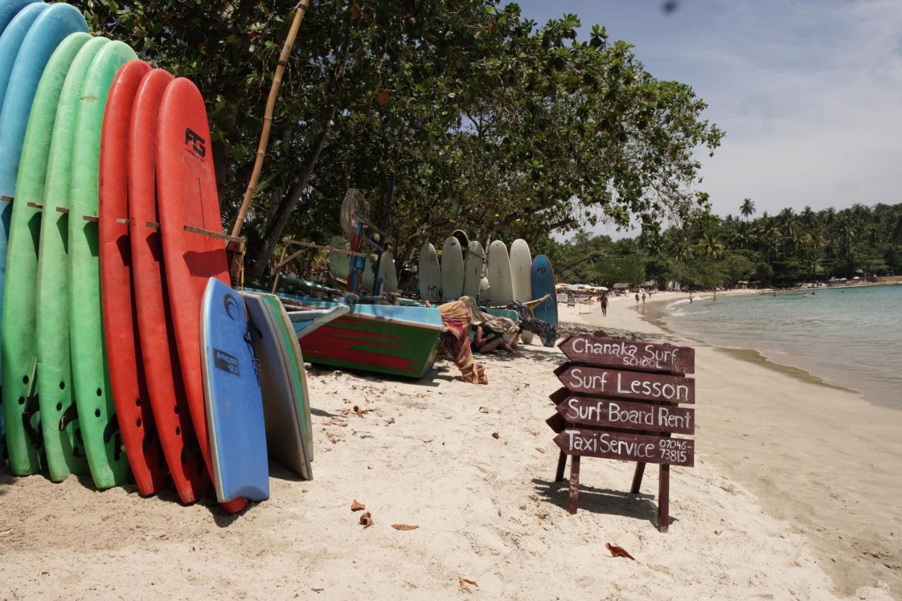 Surf Nest Hiriketiya Hotel Диквела Екстериор снимка